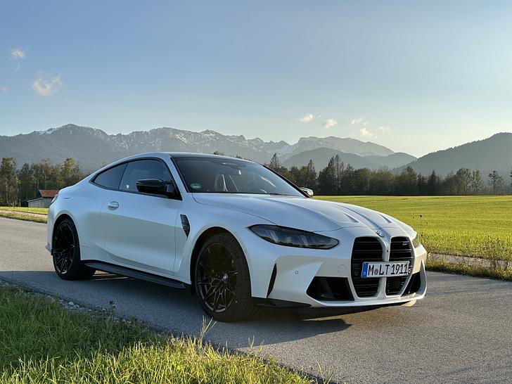 Bmw M4 Coupe Front Right Three Quarter