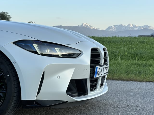 Front Right Three Quarter