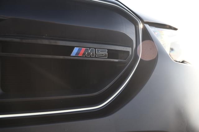 Front Logo Image - 16911