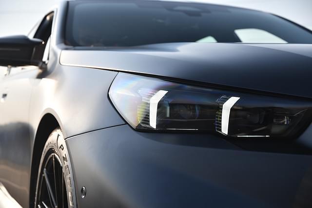 Headlight Image - 16942