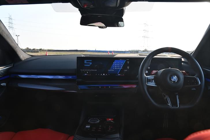 Bmw M5 Dashboard