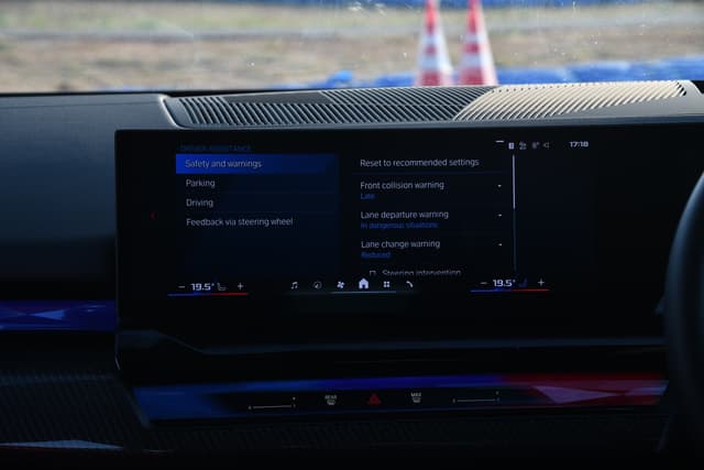 Infotainment System Image - 17077