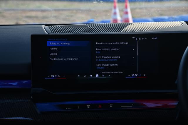 Infotainment System Image - 17077