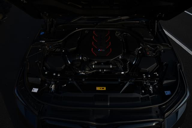 Open Bonnet Engine Shot Image - 17143
