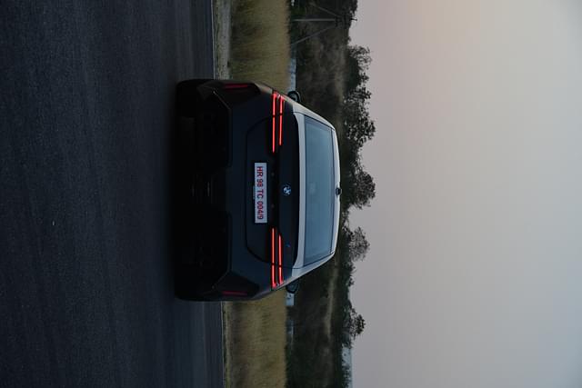 Rear View Image - 17187