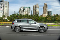 BMW X1 LWB Front Row Seats