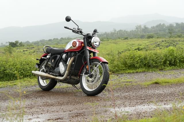 Front Left Three Quarter Image - 22363