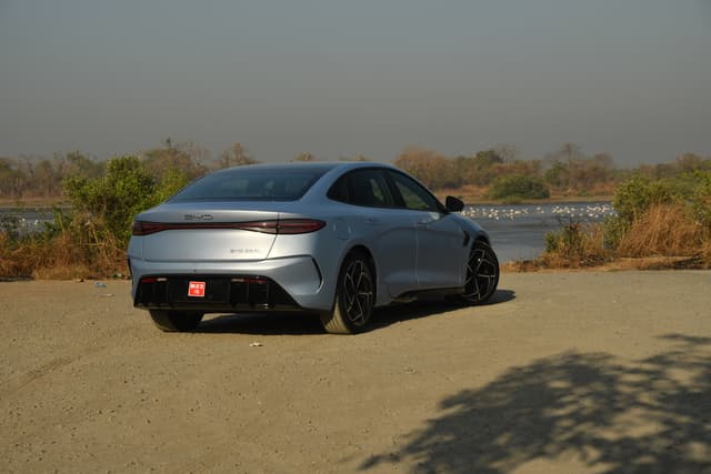 Rear View Image - 2119