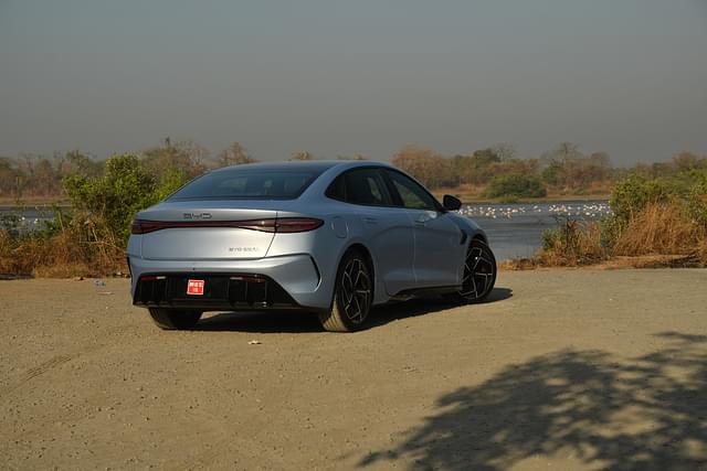 Rear View Image - 2119