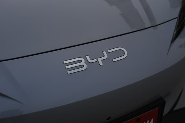 Front Logo Image - 2910