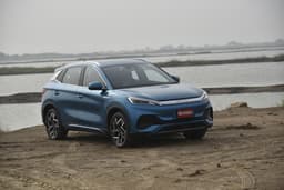 Byd Atto 3 Front Right Three Quarter