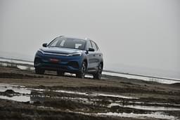 Byd Atto 3 Front Right Three Quarter