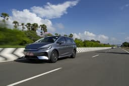 Byd Emax 7 Front View