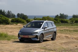 BYD eMax 7