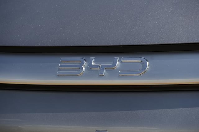 Rear Logo Image - 4270