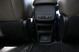 Byd Emax 7 Second Row Seats
