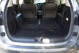 Byd Emax 7 Front Row Seats