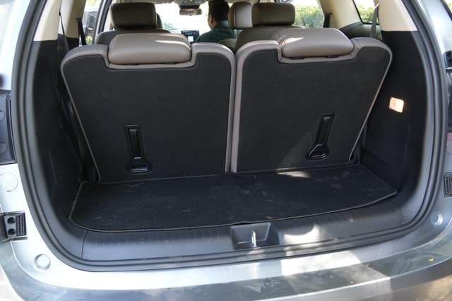 Rear View Image - 4311