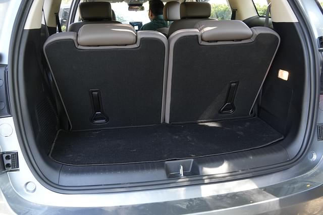 Rear View Image - 4311