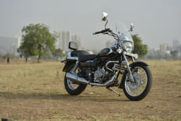 Bajaj Avenger Cruise 220 Front Right Three Quarter