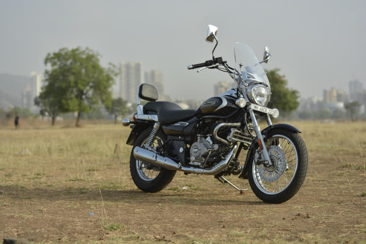 Bajaj Avenger Cruise 220 Images