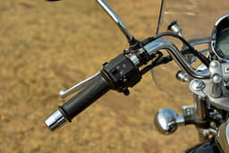 Bajaj Avenger Cruise 220 Color Black