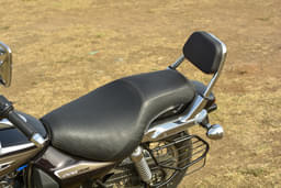 Bajaj Avenger Cruise 220 Color Black