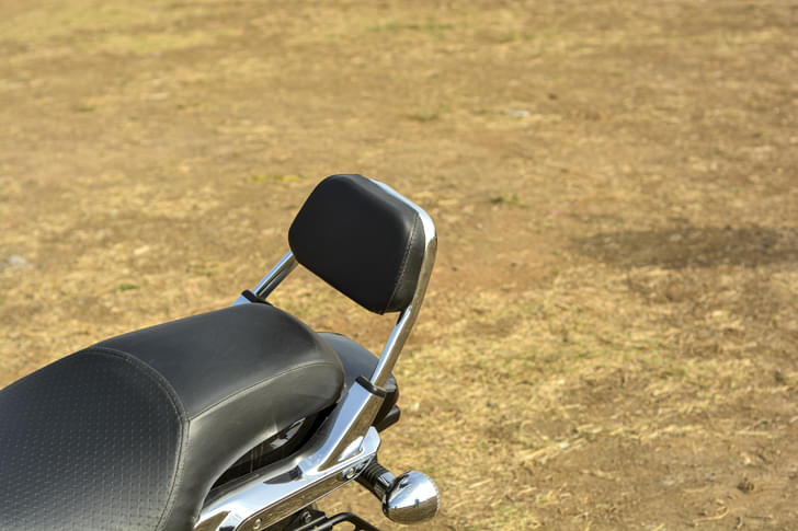 Bajaj Avenger Cruise 220 Color Black