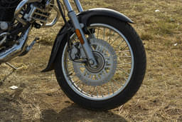 Bajaj Avenger Cruise 220 Color Black