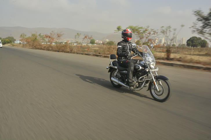 Bajaj Avenger Cruise 220 Front Right Three Quarter