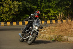 Bajaj Avenger Cruise 220 Front Left Three Quarter