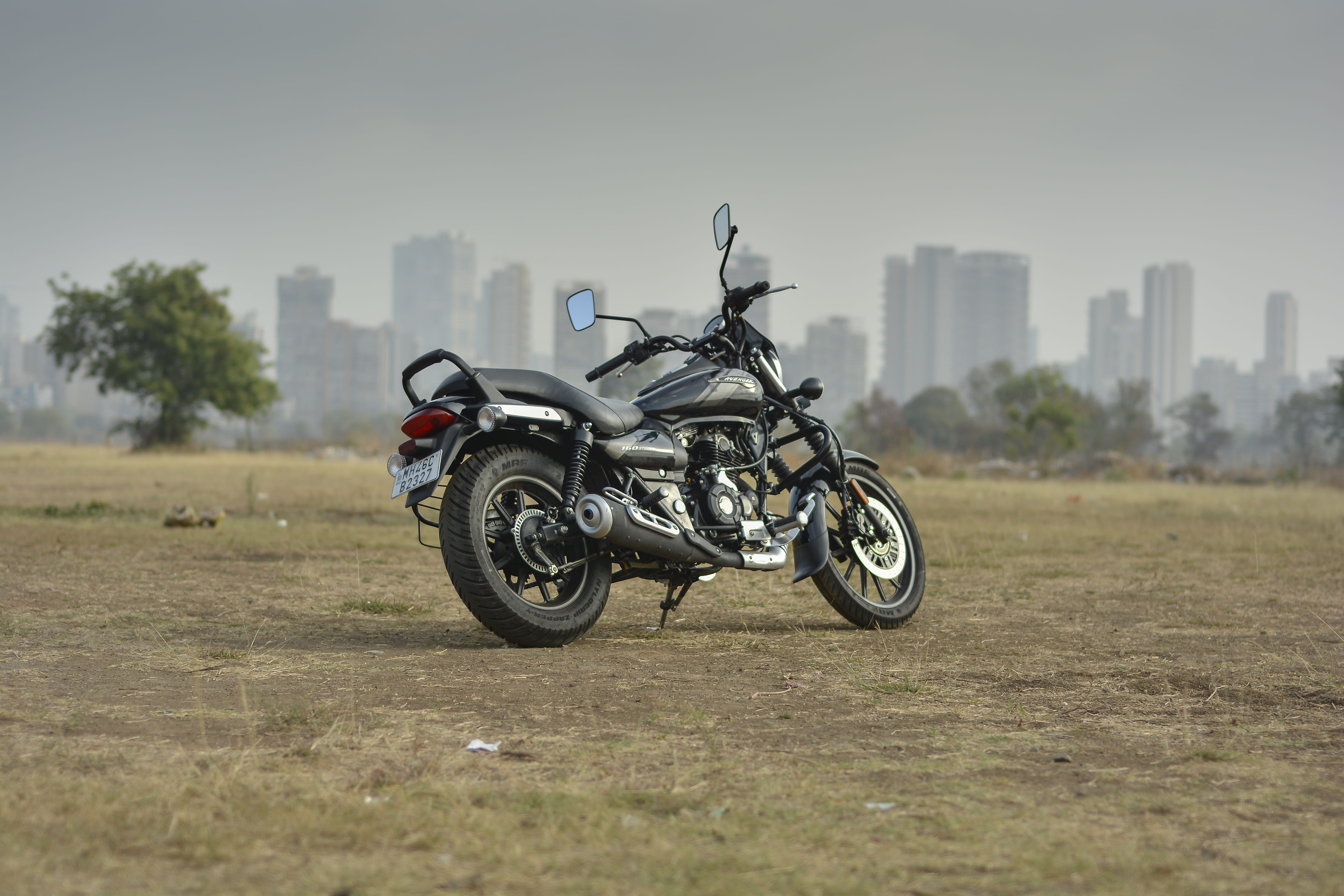 Bajaj Avenger Street 160 On Road Price in Delhi Starts at