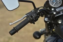 Bajaj Avenger Street 160 Color Black
