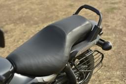 Bajaj Avenger Street 160 Color Black
