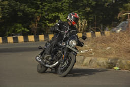 Bajaj Avenger Street 160 Front Left Three Quarter