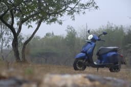 Bajaj Chetak Front Right Three Quarter