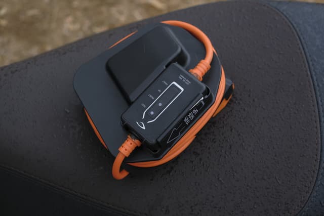 Charging Ports Image - 21058