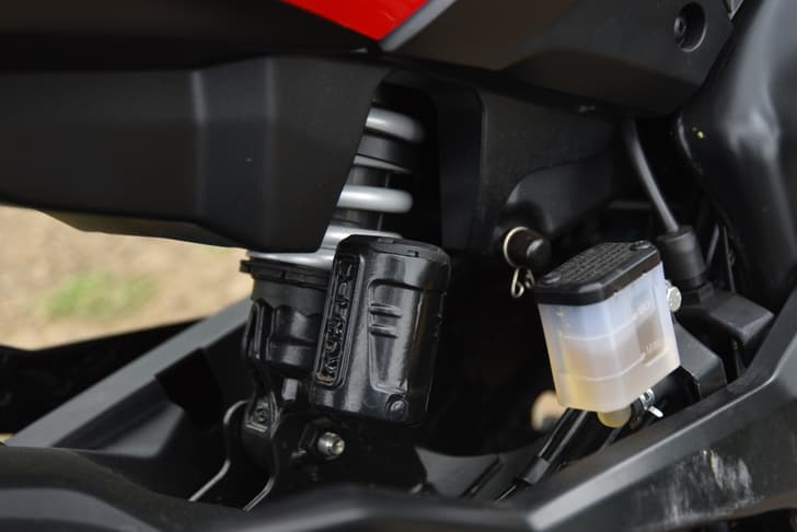 Bajaj Dominar 250 Color Black, Gray