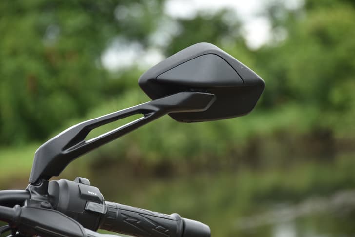 Bajaj Dominar 250 Color Black