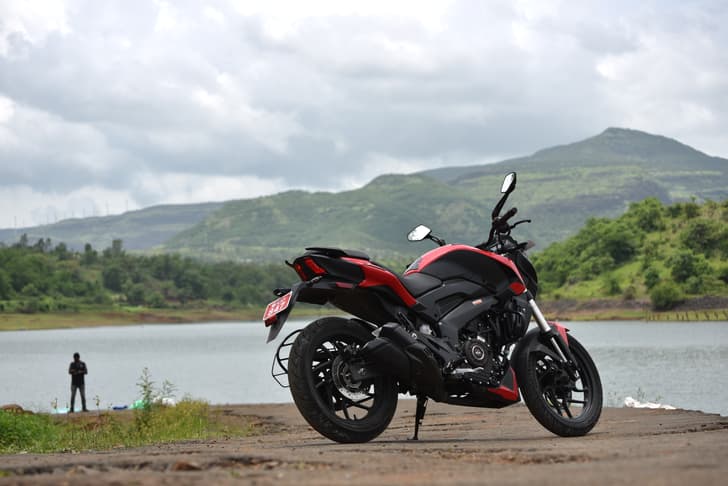 Bajaj Dominar 250 Front Right Three Quarter