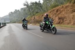 Bajaj Dominar 400 Color Green