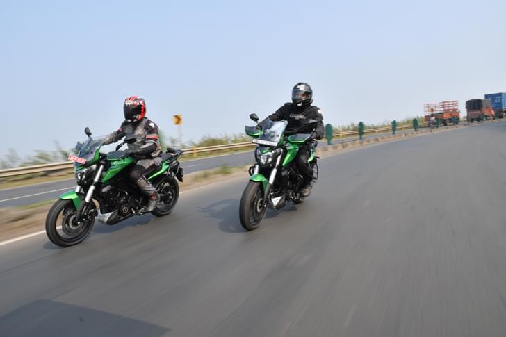 Bajaj Dominar 400 Front Left Three Quarter