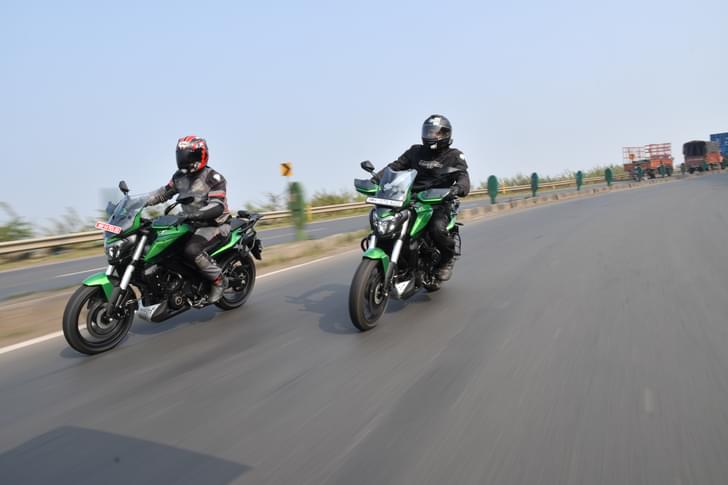 Bajaj Dominar 400 Front Left Three Quarter