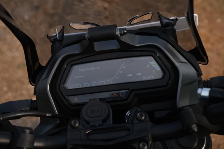 Bajaj Dominar 400 Color Black