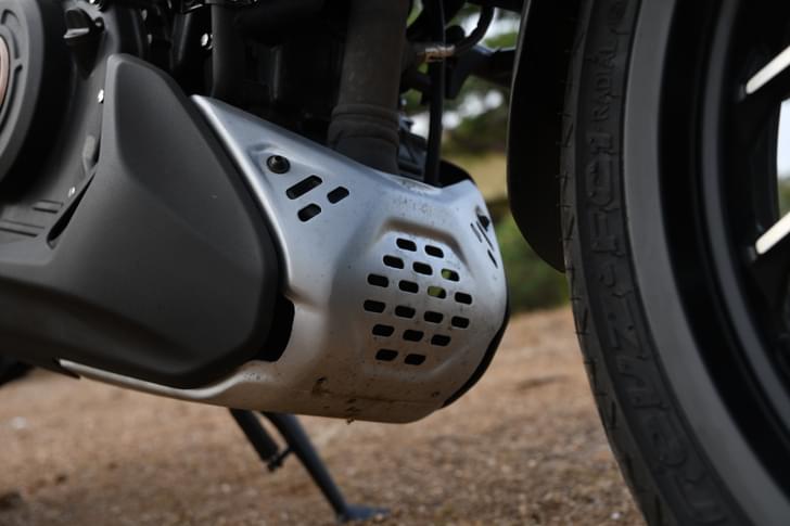 Bajaj Dominar 400 Color Silver