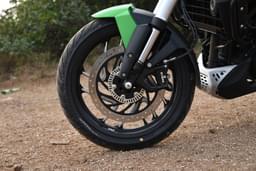 Bajaj Dominar 400 Color Black