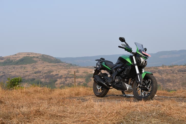 Bajaj Dominar 400 Images