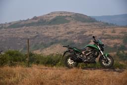 Bajaj Dominar 400 Front Left Three Quarter