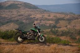 Bajaj Dominar 400 Color Green