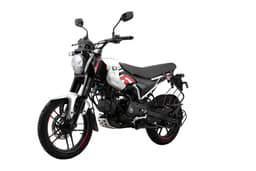 Bajaj Freedom 125 Front Right Three Quarter Bajaj Freedom 125 Front Right Three Quarter